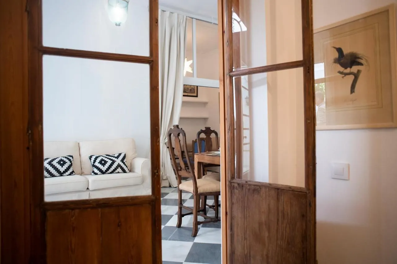아파트 Gatu Premium Apartamento Palacio Oneto Con Jardin Privado 